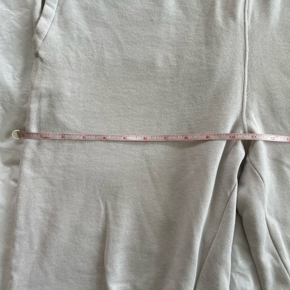 Old Navy Garment-Dye Sweatpants in Gray/Light Pink Size-Medium NWOT - Picture 13 of 15